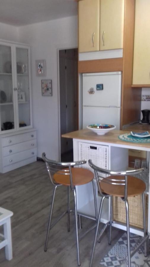 Apartment Iii *